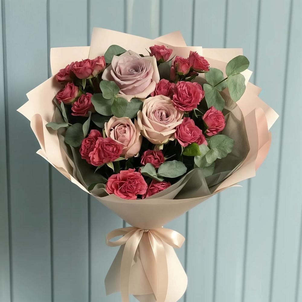 Букет цветов из: Гвоздики и Розы в Бородинское поле