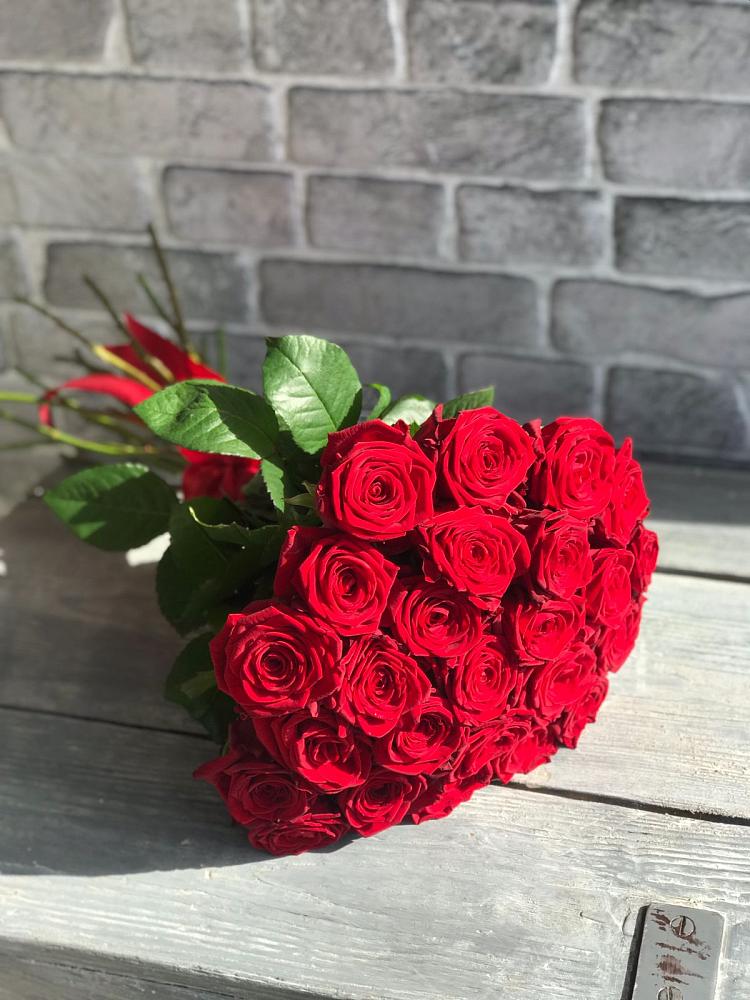 Букет Красные розы Фридом в Бородинское поле