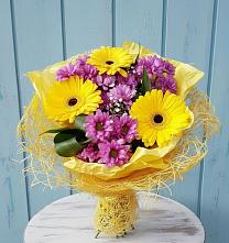 Букет цветов из:  Хризантемы и Герберы в Бородинское поле