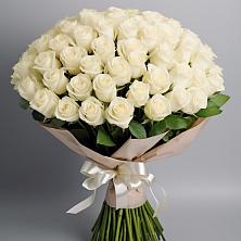 Букет 101 беля роза Белоснежка в Бородинское поле