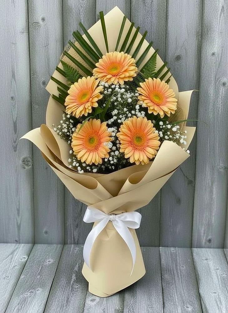 Букет цветов из: Герберы в Бородинское поле