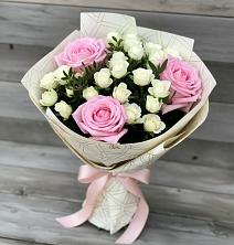 Букет цветов из:  Розы в Бородинское поле