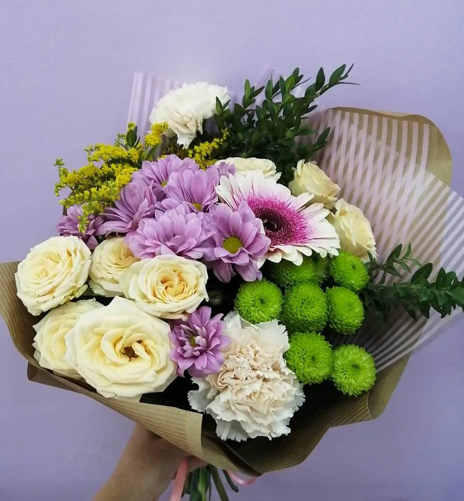 Букет цветов из: Хризантемы, Розы, Гвоздики и Герберы в Бородинское поле