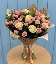 Букет цветов из:  Розы в Бородинское поле