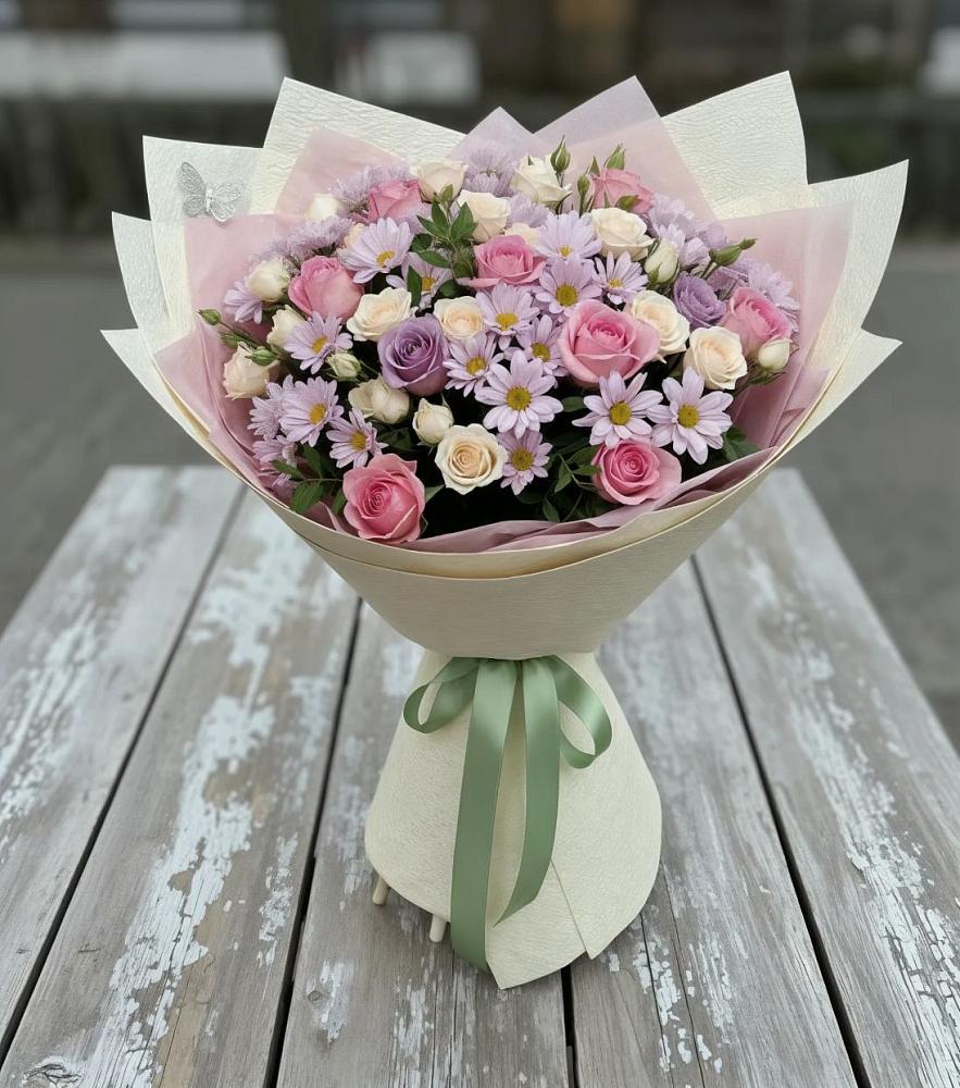 Букет цветов из: Розы и Хризантемы в Бородинское поле